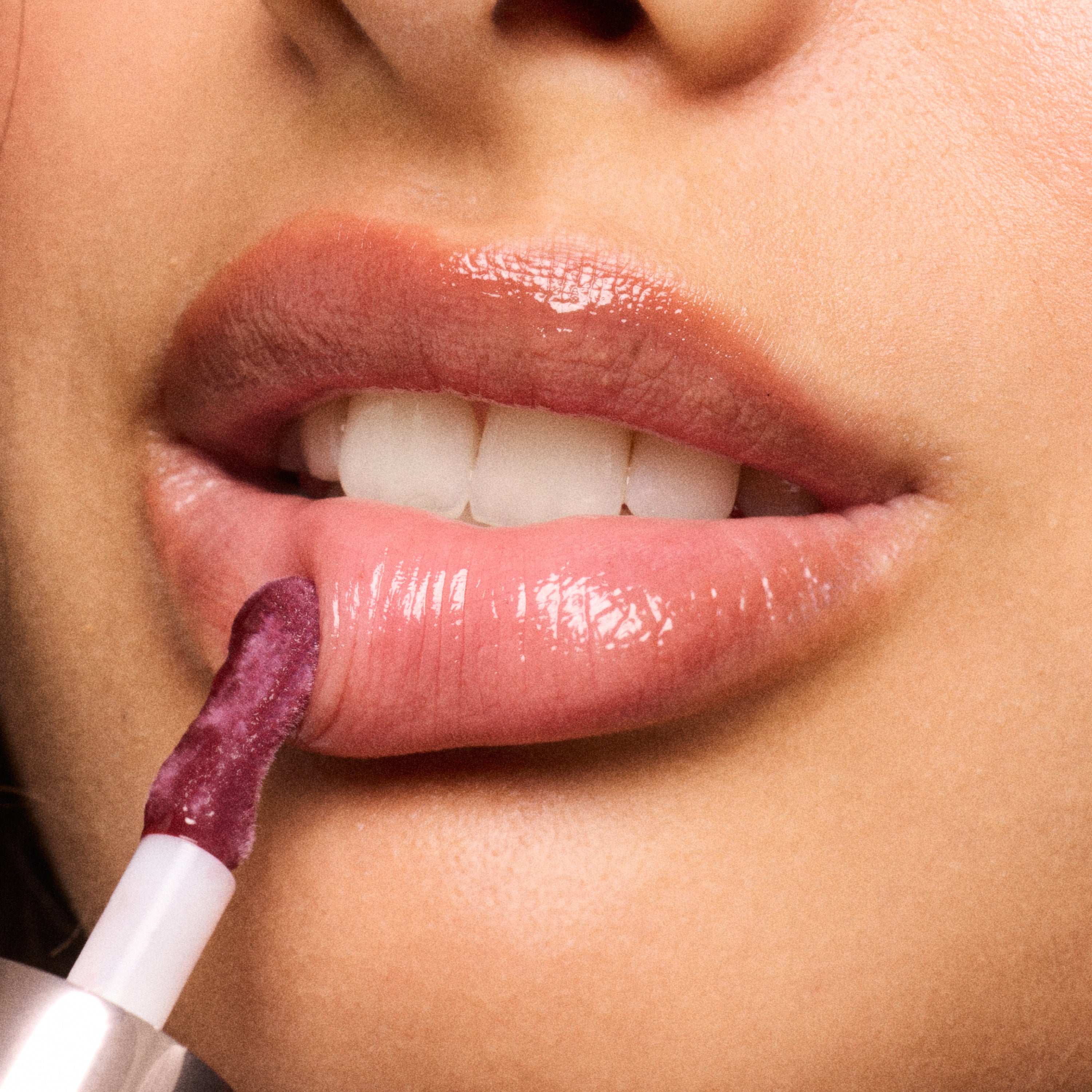 Lip Glaze - 005 Burgundy Red
