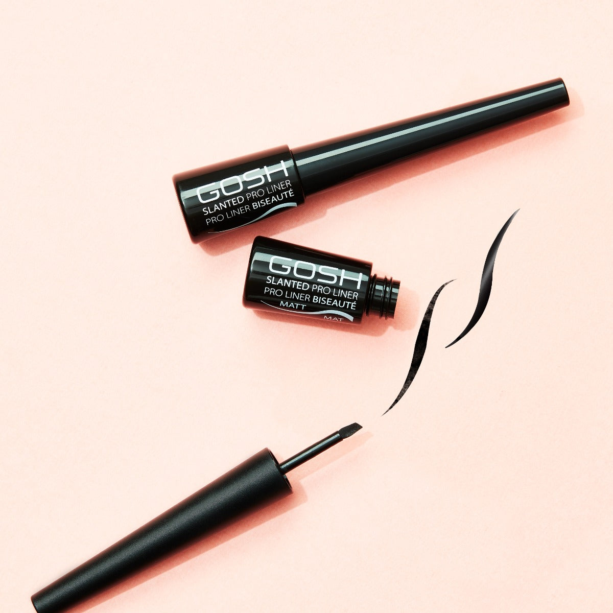 Slanted Pro Liner - 002 Matt Black