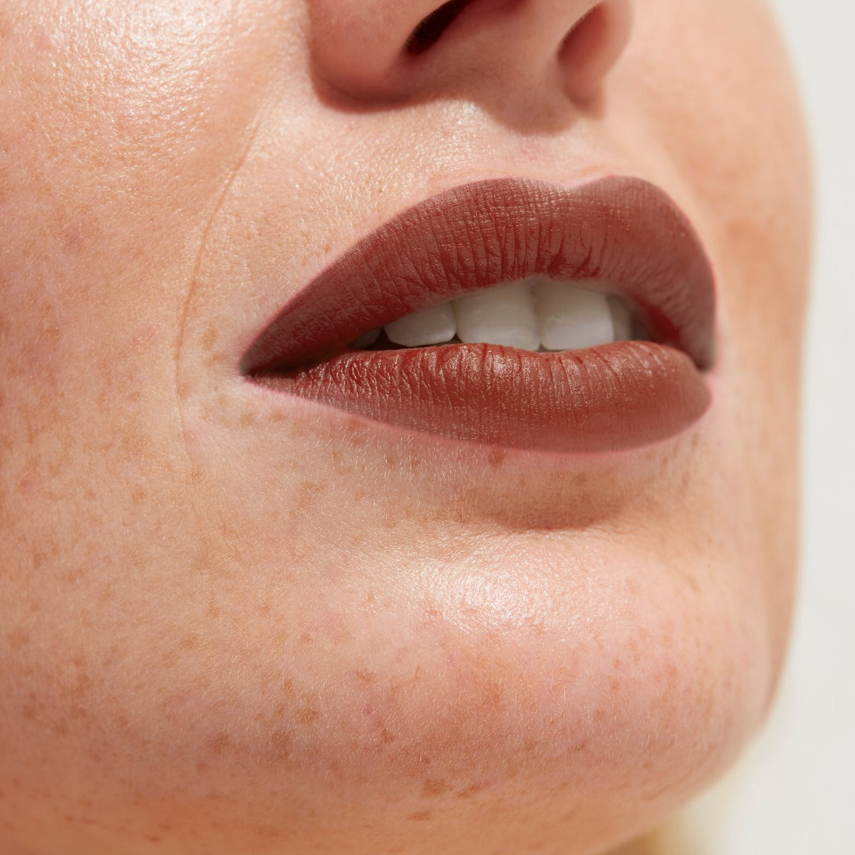 Luxury Nude Lips - 006 Naked