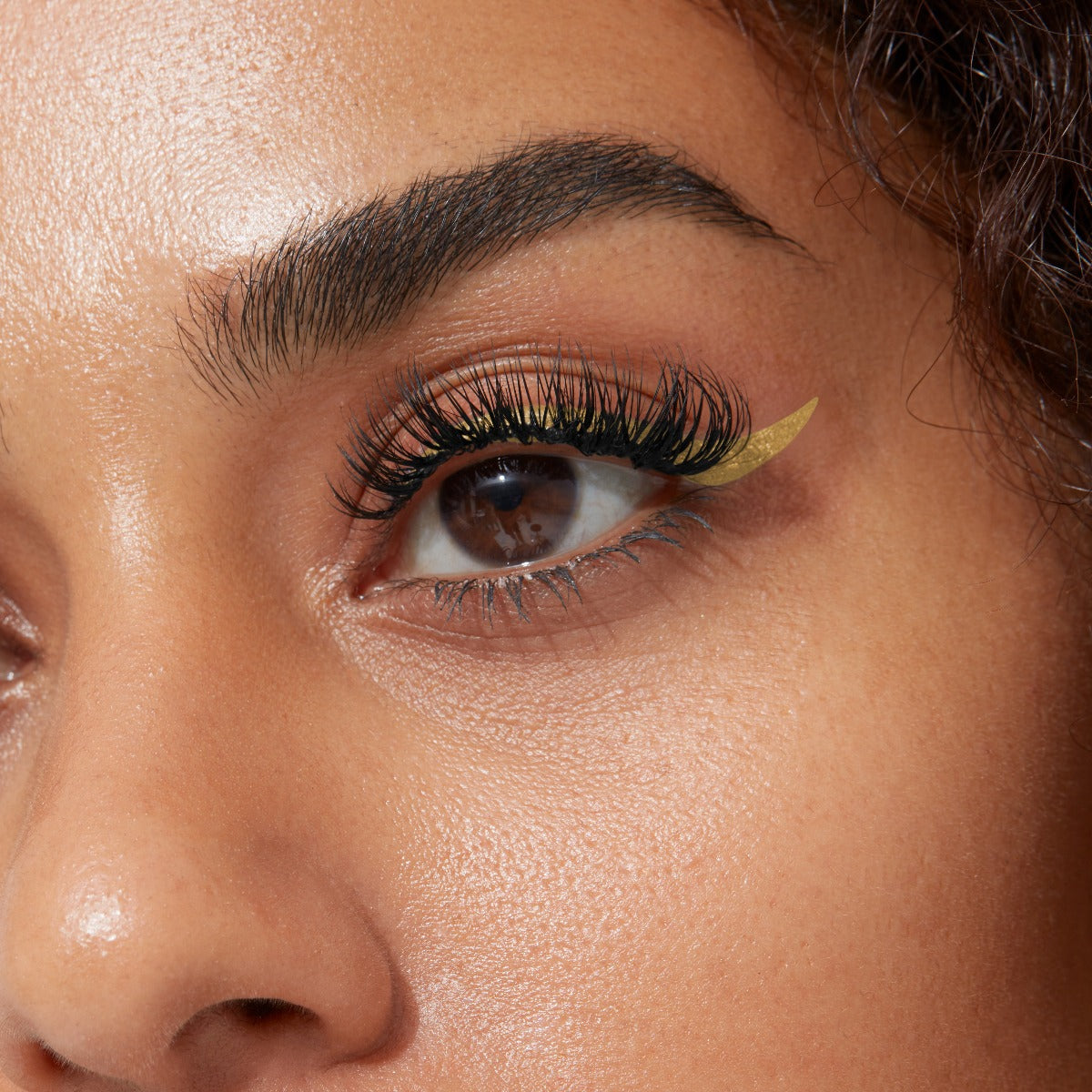 Velvet Touch Eye Liner - 005 Golden Cadillac