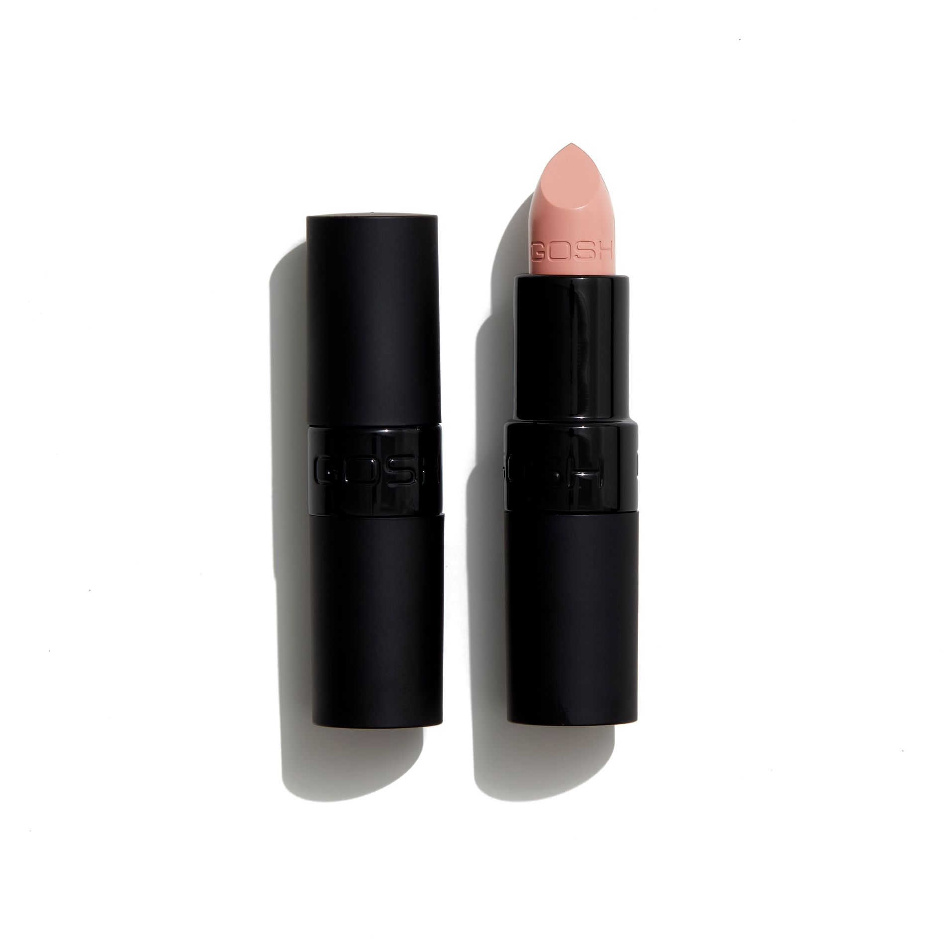 bobbi brown lipstick in blush